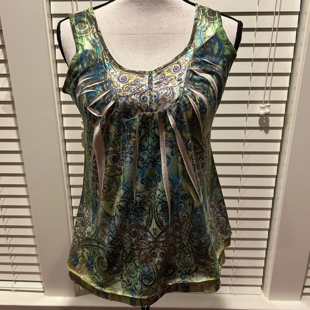 Unity World Wear sleeveless top size PS